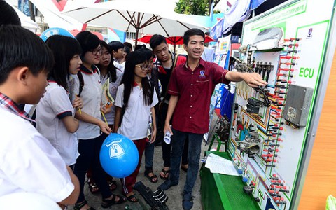 Xác định lại nhận thức “thầy - thợ”