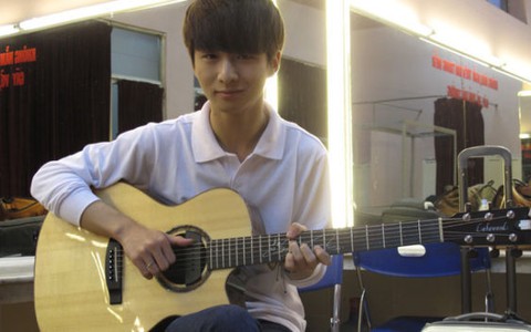 “Thần đồng guitar Hàn Quốc” đến VN