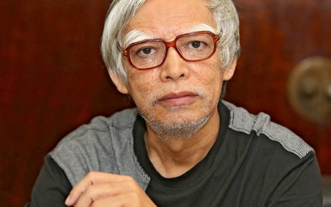 Hãy vinh danh thay cho thưởng cao người tố cáo tham nhũng