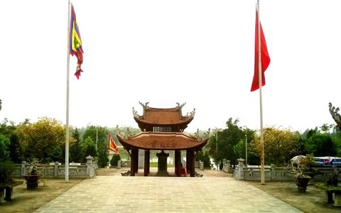 Tháng 3 hành hương về đền thờ Quốc Tổ