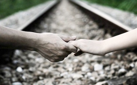 Yêu sớm và nước mắt, tù tội