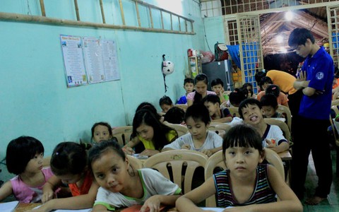 “Đoàn tàu” đặc biệt của thầy Hùng