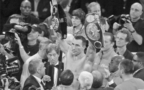 Đối thủ kế tiếp của Klitschko là Tyson Fury