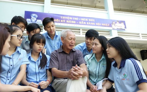 ​Viết thư cho thầy hiệu trưởng