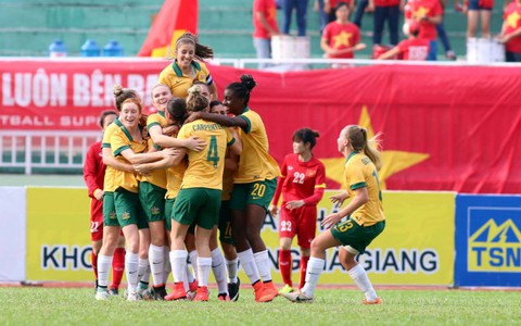 Tuyển nữ Việt Nam thua U-20 Úc ở phút cuối