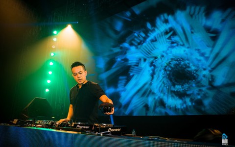 DJ Hoàng Anh  lưu diễn xuyên quốc gia