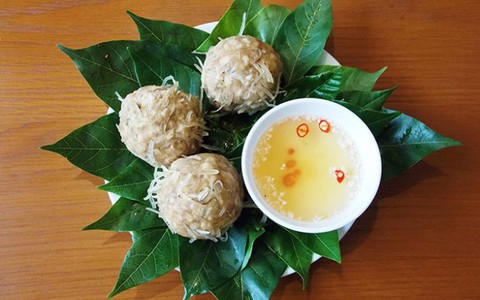 Lỡ “ghiền” nem nắm Giao Thủy