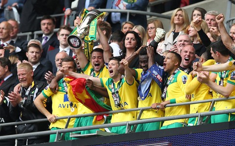 Norwich City trở lại Premier League