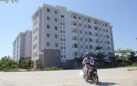 Dân nghèo tá hỏa vì bị lừa cho thuê chung cư