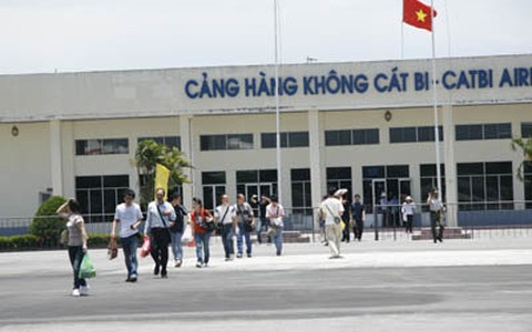Nứt đường băng
không phải do nắng nóng
