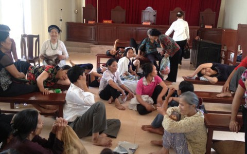 Để không còn cảnh “con kiến kiện củ khoai”
