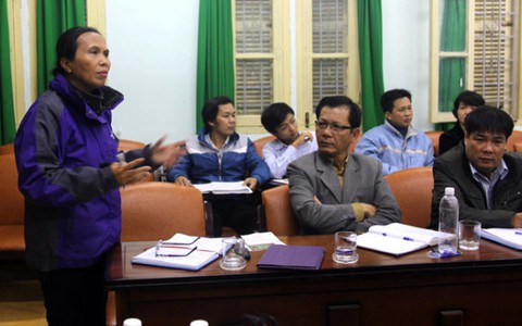 Dạy thêm vì học sinh quá ngu dốt: Hiệu trưởng bị cảnh cáo