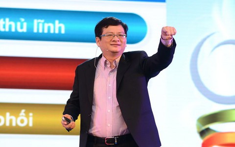 Học đủ thứ, sao không học làm người thành công?