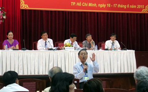 Nhà văn thì phải sáng tác và có tác phẩm hay