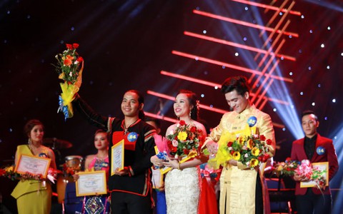 3 thí sinh giành giải nhất Sao Mai miền Trung - Tây nguyên