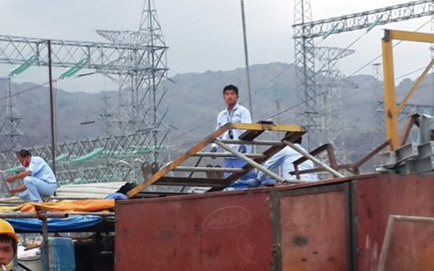 Hàng loạt chuyên gia Trung Quốc vào làm dự án Vĩnh Tân 1