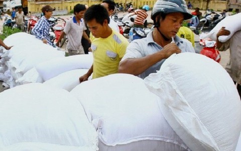 Hỗ trợ Đắk Lắk gần 500 tấn gạo