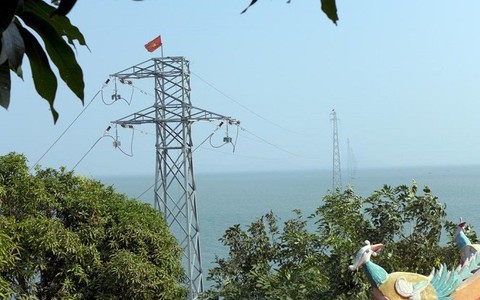 Hỗ trợ các huyện, xã đảo bù lỗ giá điện