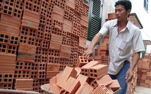 Giá gạch ống tuynen đã lên 1.400 - 1.450 đồng/viên