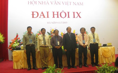 Nhà thơ Hữu Thỉnh: 20 năm làm chủ tịch Hội Nhà văn