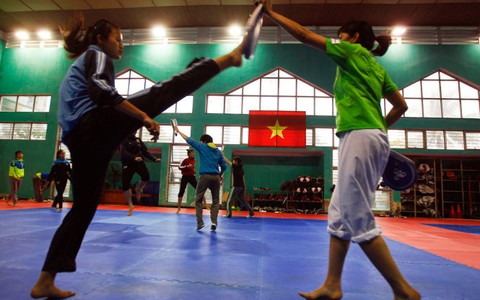 Tăng cường
giáo dục
kỹ năng tự vệ
cho trẻ em