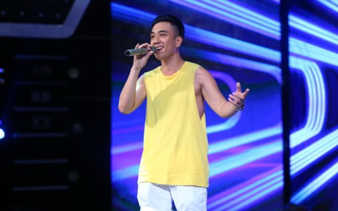 Tấn Beo chứng kiến “hiện tượng YouTube” đối đầu trai bán kẹo kéo