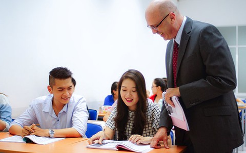 Xét tuyển nguyện vọng 1 vào UEF: Trải nghiệm môi trường học tập chuẩn quốc tế