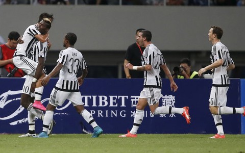 Hai tân binh mang về Siêu cúp Ý cho Juventus