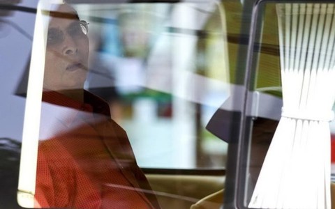 ​Quốc vương Thái Lan điều trị "não úng thủy"