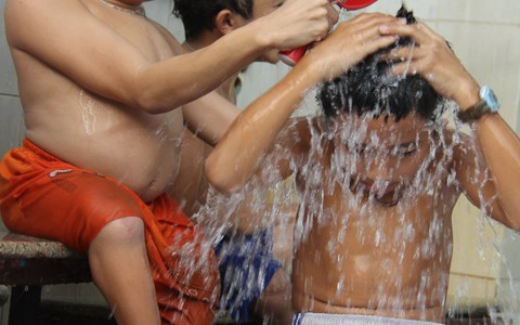 Khoảnh khắc yêu thương