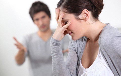 Góc riêng tư: Làm gì khi yêu người nhu nhược?