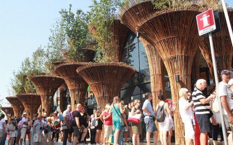 Nhà Việt Nam tại Expo 2015 kiểm điểm thái độ nhân viên
