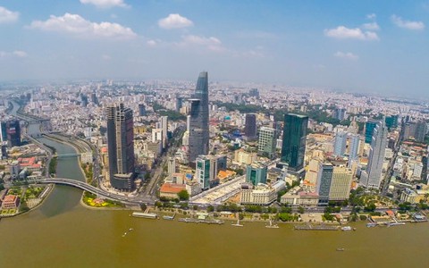 Cần bứt phá cho cả vùng TP.HCM