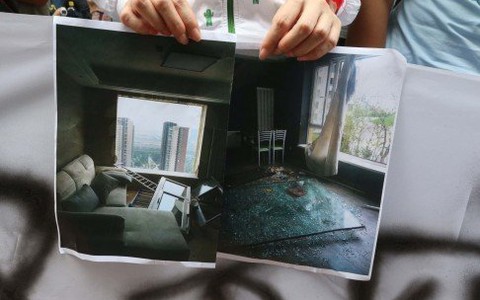Dân Thiên Tân tuần hành đòi bồi thường