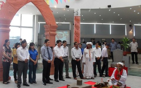 ​Trưng bày “Văn hóa Chăm Ninh Thuận”