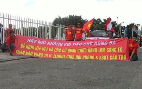 V-League ngắc ngoải trong sự ngờ vực
