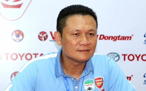 HLV Nguyễn Quốc Tuấn: “Cuộc đua trụ hạng vẫn còn cam go”