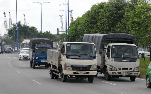 Đường vắng bóng logo “xe vua”