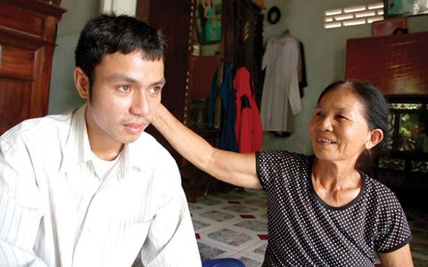 Vượt lên nghiệt ngã