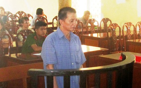 Tham ô gần 3 tỉ, lãnh án 20 năm tù