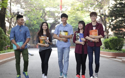 Xét tuyển mở rộng 100 chỉ tiêu Kinh doanh quốc tế và Công nghệ thông tin