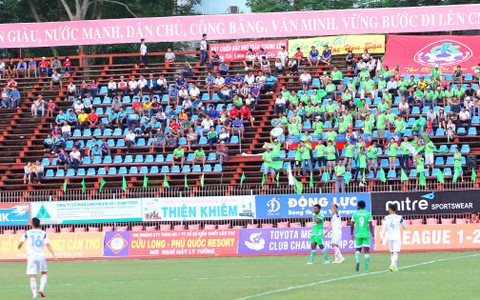 Hiu hắt sân Cần Thơ