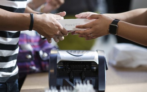 Apple lại bị chỉ trích vì đối tác bóc lột lao động