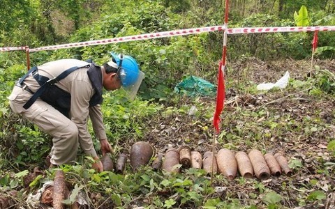 Hỗ trợ tạo việc làm cho nạn nhân bom mìn sót lại sau chiến tranh