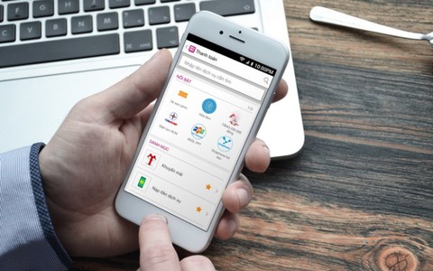 MoMo lên dẫn đầu ứng dụng Apple App Store VN