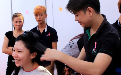 Tô lại sắc hồng cuộc sống