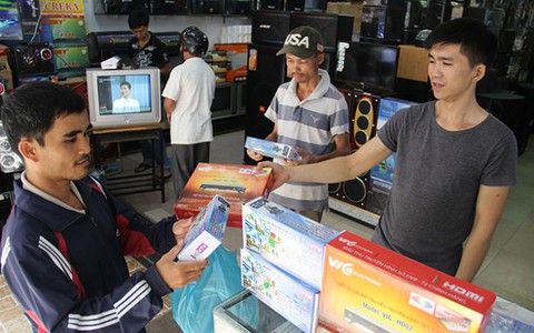 Đông người mua đầu thu số