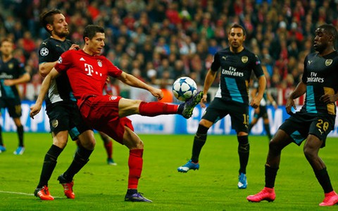 HLV Wenger: "Nếu tiếp tục đá như vậy, Arsenal sẽ bị loại"