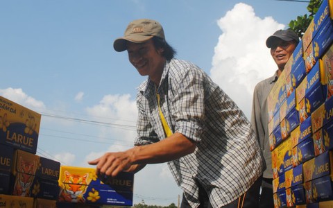 Đừng khước từ thiện chí của Cà Mau