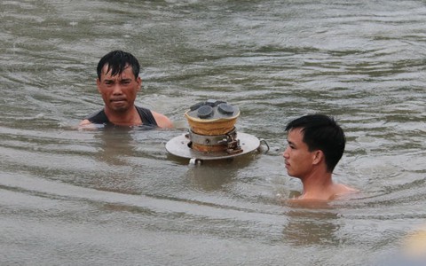 Những người đo đáy Biển Đông - Kỳ 1: Ra khơi quét biển